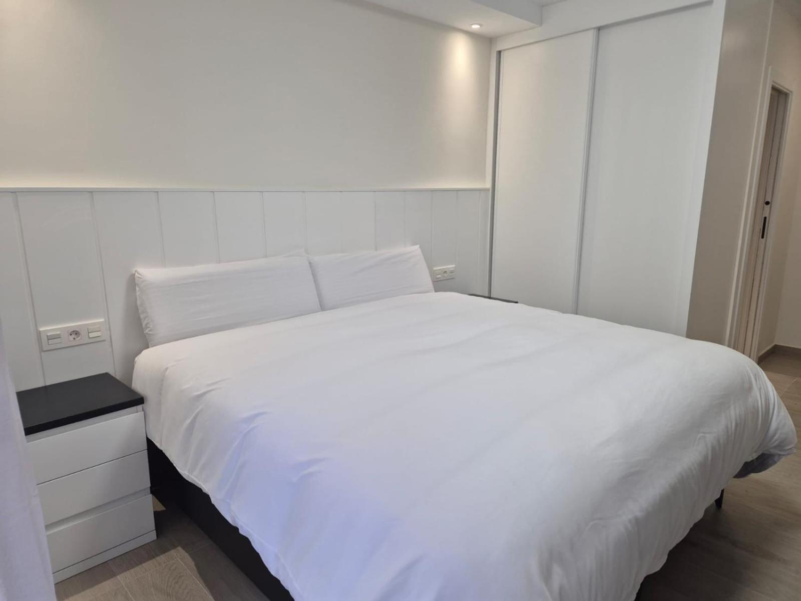 Room San Pedro De Alcantara Marbella Bagian luar foto